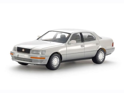 Lexus LS400 (UCF11L) 24114 Tamiya