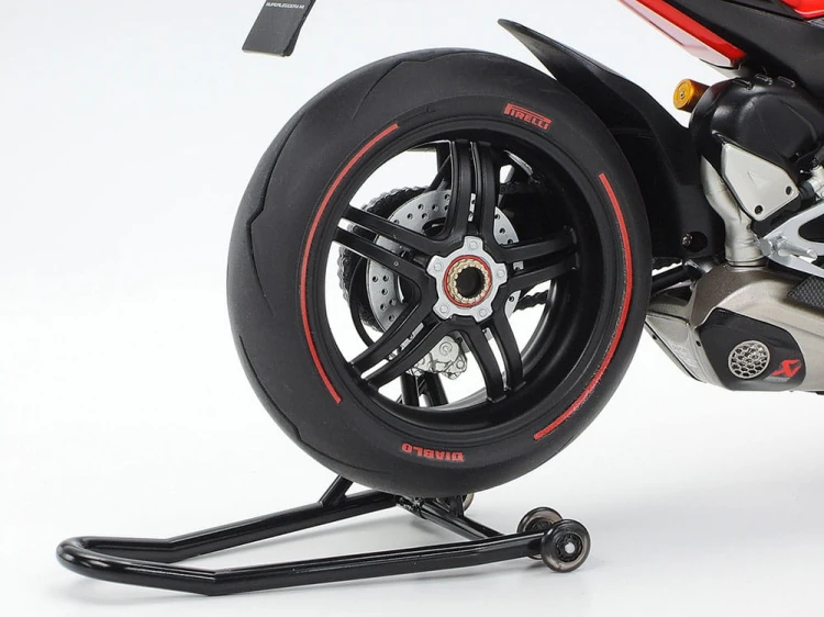 Ducati Superleggera V4 14140 Tamiya