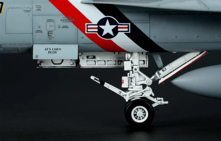 Samolot Boeing F/A-18F Super Hornet Bounty Hunters LS-016 Meng