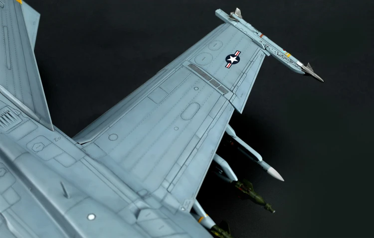 Samolot Boeing F/A-18F Super Hornet Bounty Hunters LS-016 Meng