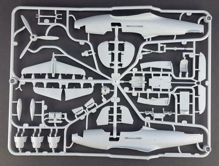 Samolot Bell P-39Q Airacobra 40010 Arma Hobby