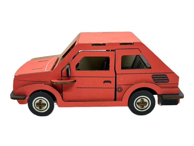 Samochód Fiat 126p maluch składanka drewniana LC-P399 Sea-Land