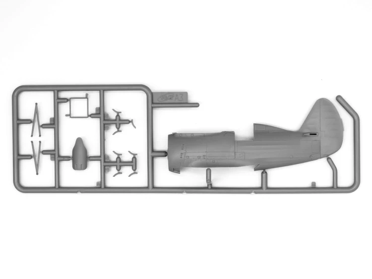 Samolot I-153 Luftwaffe with Pilots and Ground Personnel 48094 ICM