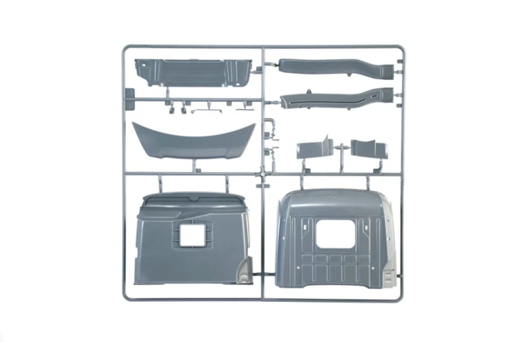 Mercedes Benz Actros MP4 Big Space Grand Prix Edition 3968 Italeri