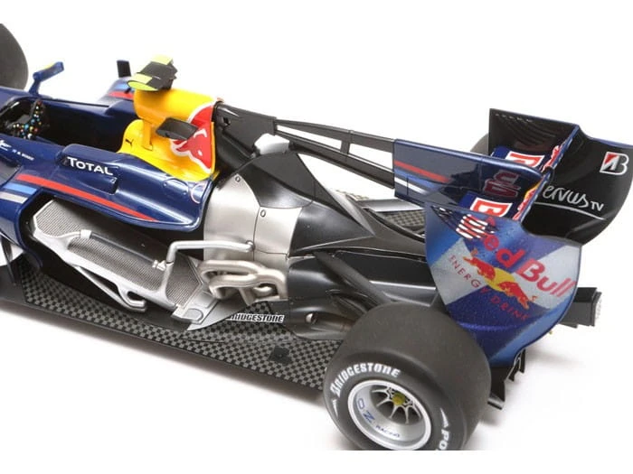Bolid wyścigowy Renault RB6 20067 Tamiya