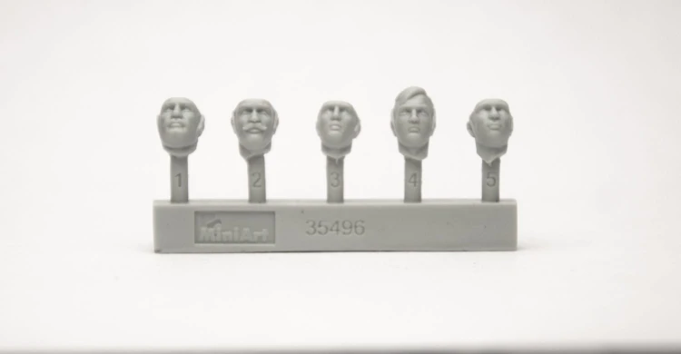 British Tank Riders NW Europe (Resin Heads) 35496 MiniArt
