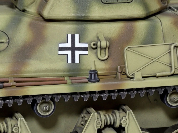 Czołg H39 French Light Tank Pz.Kpfw.38H 735(f) 35389 Tamiya