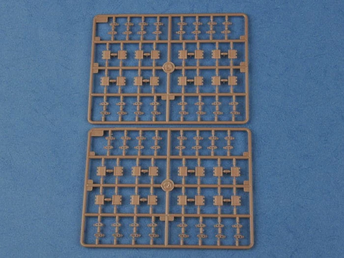 Czołg Schneider CA 83862 Hobby Boss
