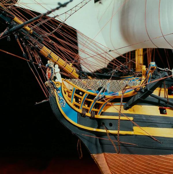 Statek żaglowiec HMS Victory 80897 Heller