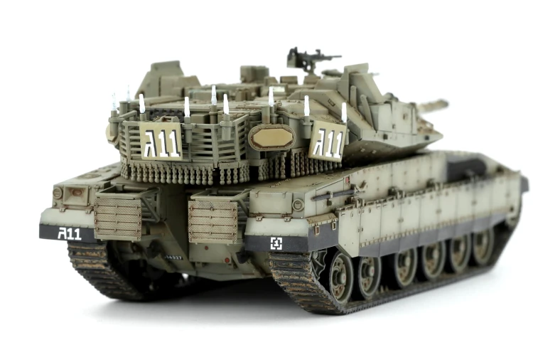 Czołg Merkava Mk.4M w/Trophy Active Protection System 72-006 Meng