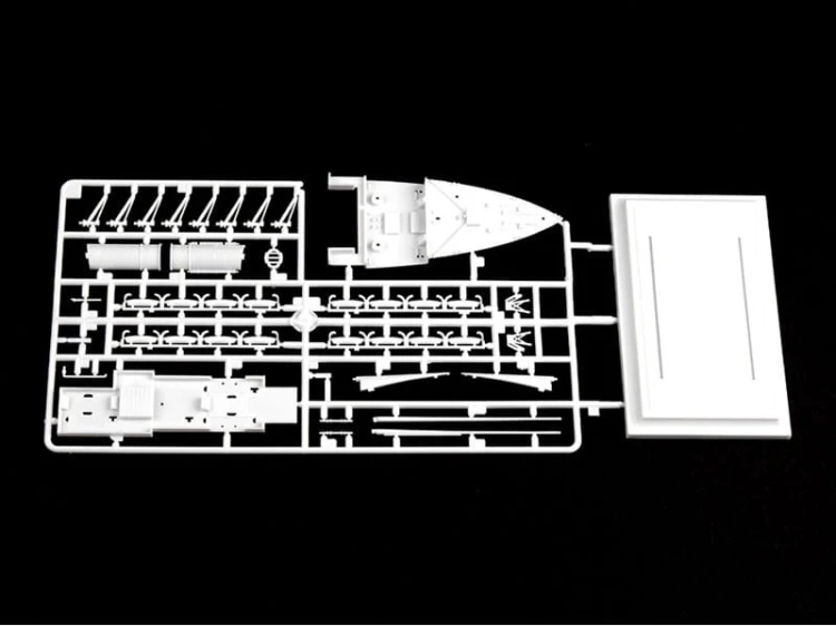 Okręt statek pasażerski RMS Titanic 81305 Hobby Boss