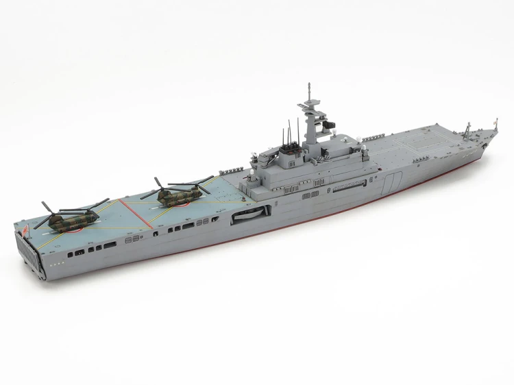 Okręt desantowy JDS JMSDF LST-4001 Ohsumi 31003 Tamiya
