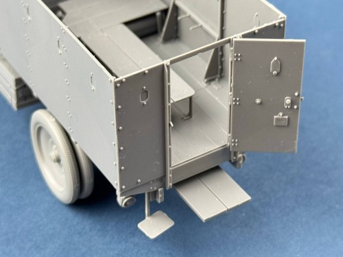 Samochód pancerny Armoured Tender British and Irish Service CSM35019 CSM Copper State Models