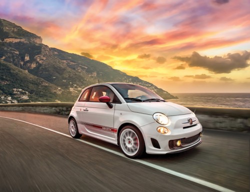 Fiat 500 Abarth 2008 3674 Italeri
