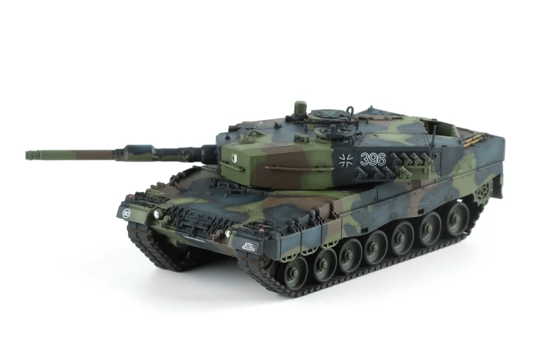 Czołg Leopard 2A4 German Main Battle Tank 72-009 Meng
