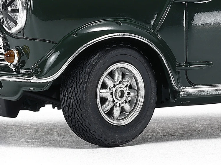 Morris Mini Cooper Racing 24130 Tamiya