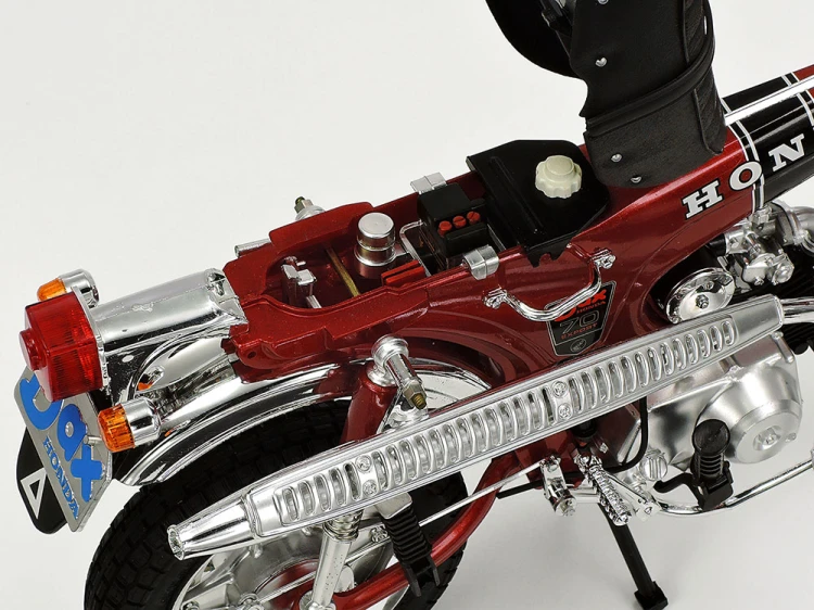 Honda Dax ST70 Export 70 16002 Tamiya