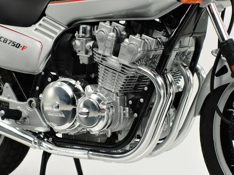 Honda CB750F 14006 Tamiya