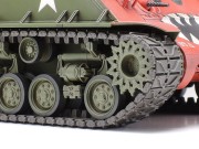 Czołg M4A3E8 Sherman i GAZ-67B 35359 Tamiya