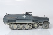 Transporter opancerzony Hanomag Sd.Kfz. 251/1 3572 Zvezda