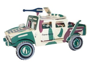 Samochód bojowy składanka drewniana
