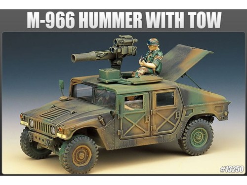 Samochód HMMWV Humvee M966 TOW 13250 Academy
