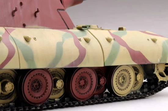 Czołg PzKpfw Panzerkampfwagen E-100 09542 Trumpeter