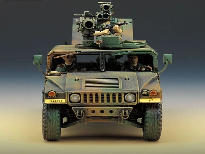 Samochód HMMWV Humvee M966 TOW 13250 Academy