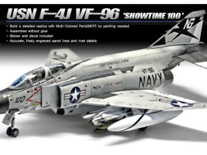 Samolot McDonnell Douglas F-4J Phantom