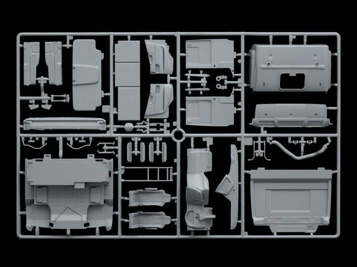 Iveco Stralis Hi-Way Euro 5 3899 Italeri