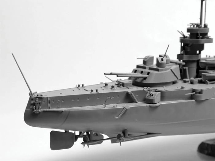 Okręt pancernik Pietropawłowsk Marat 9052 Zvezda