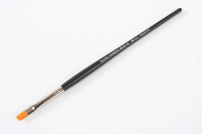 Pędzelek modelarski płaski HF 2 87047 Tamiya