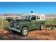 Samochód Land Rover Series III 109 6542 Italeri