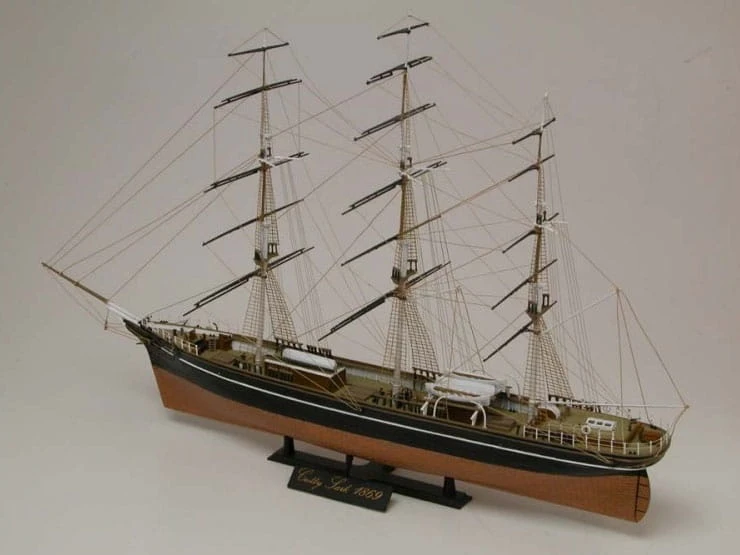 Okręt żaglowiec Cutty Sark A50045 Airfix