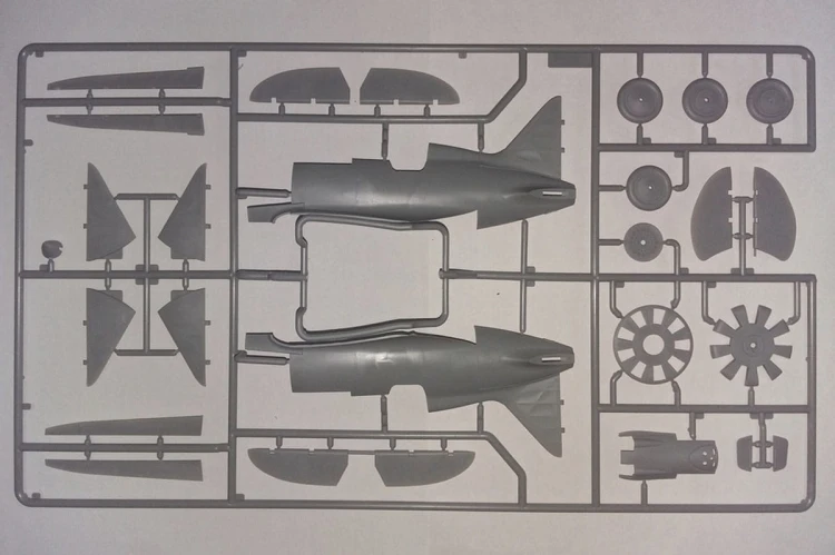 Samolot Polikarpow I-16 Type 28 32002 ICM
