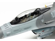Samolot Lockheed F-16CJ Fighting Falcon 60788 Tamiya