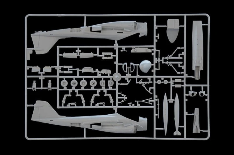 Samolot Grumman KA-6D Intruder 1405 Italeri