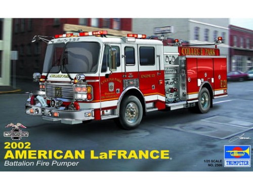 Samochód American LaFrance straż pożarna 02506 Trumpeter