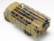 Samochód Renault AHN i działo FlaK 37 AA 32410 Tamiya