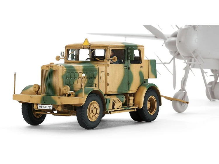 Ciągnik Hanomag SS100 32593 Tamiya
