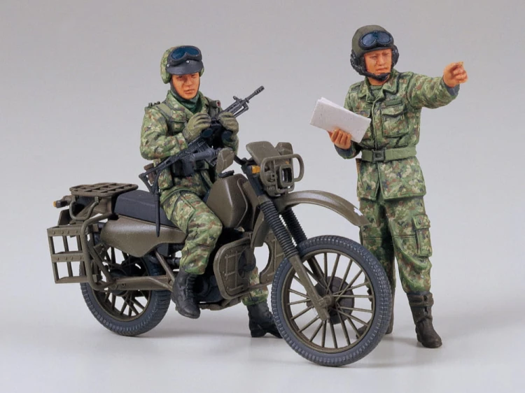 Motocykl wojskowy Kawasaki KLX250 35245 Tamiya