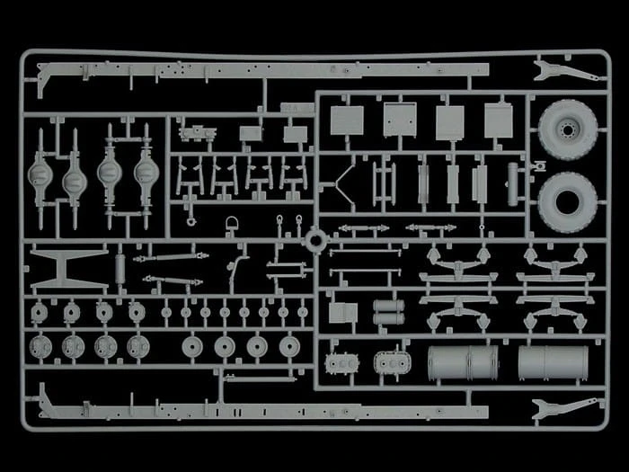 Samochód ciężarowy wojskowy HEMMT 6510 Italeri