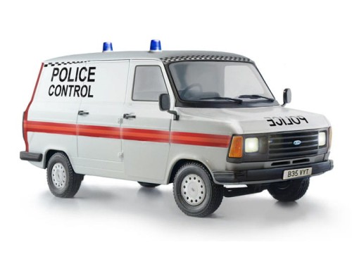 Samochód Ford Transit II radiowóz policyjny 3657 Italeri