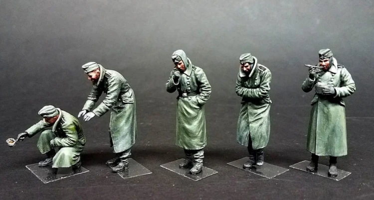 Figurki niemieccy żołnierze zima 1941-42 35218 MiniArt
