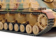 Działo Sturmpanzer IV Brummbar Late 35353 Tamiya