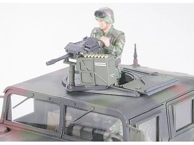 Samochód wielozadaniowy M1025 HMMWV Humvee 35263 Tamiya