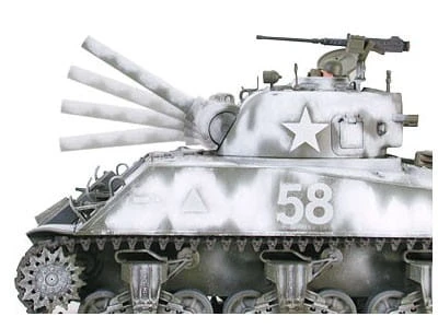 Czołg M4A3 Sherman 105mm 35251 Tamiya