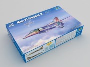 Samolot Mikoyan MiG-27 Flogger D 05802 Trumpeter