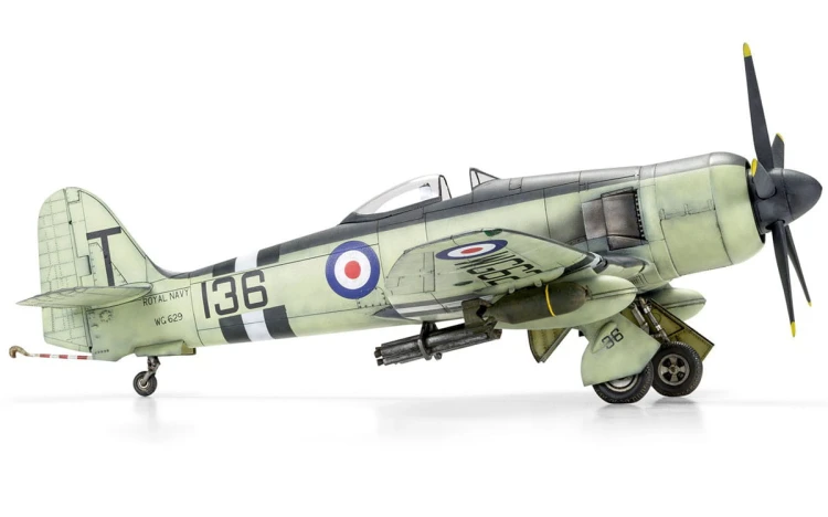 Samolot Hawker Sea Fury FB.11 A06105 Airfix