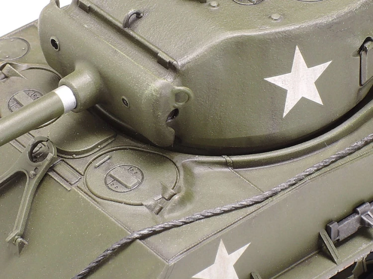 Czołg M4A3E8 Sherman Easy Eight 32595 Tamiya